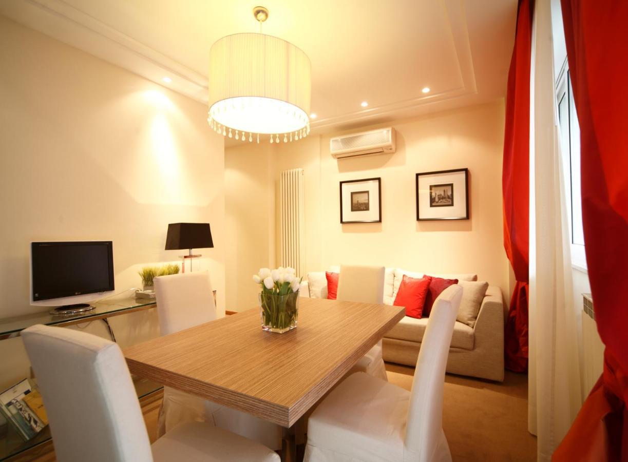 Residence Lungomare - Charming Apartments Riccione Zewnętrze zdjęcie